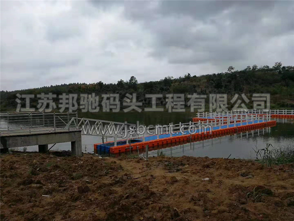江苏南京浮桥